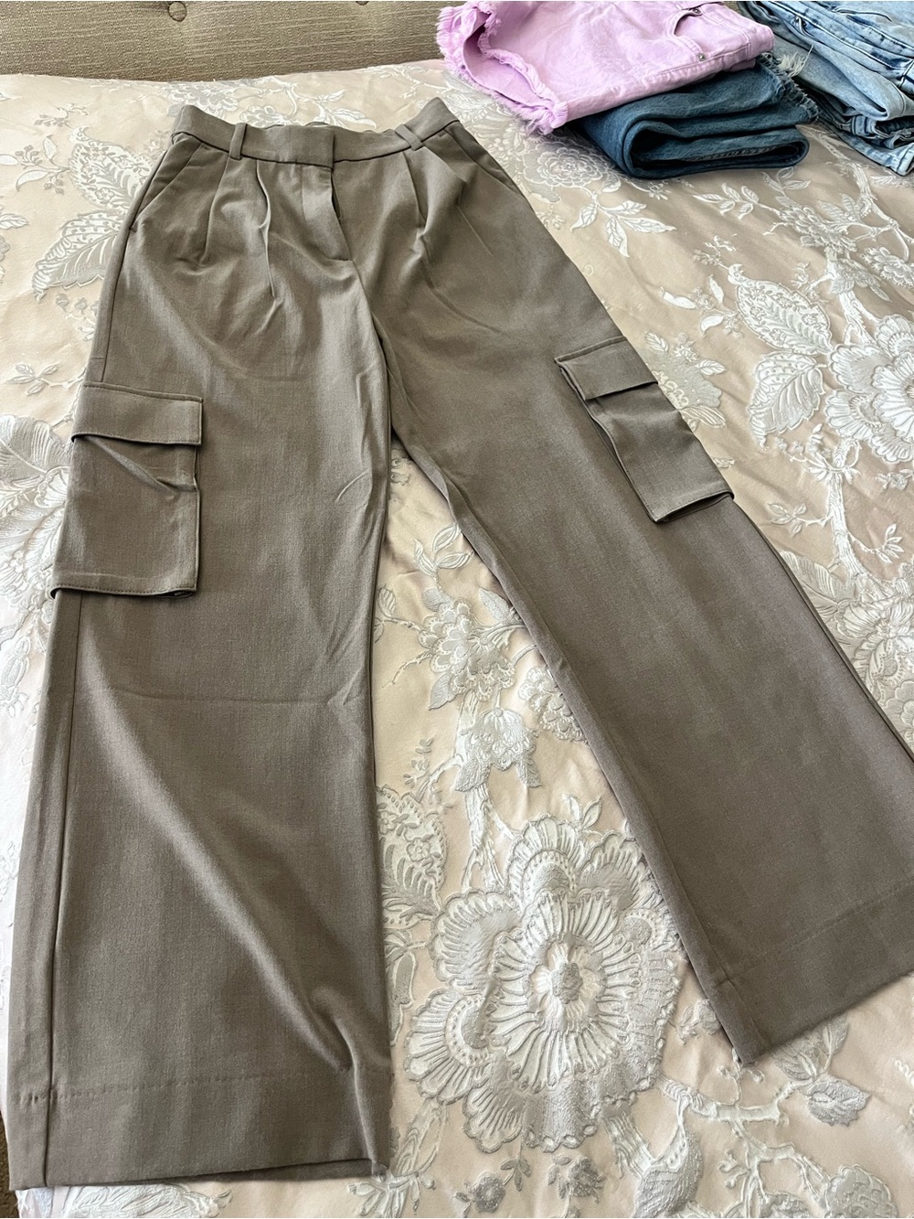Cargo tailored pants